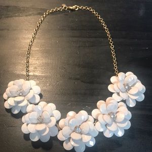 J Crew statement necklace w/white flowers